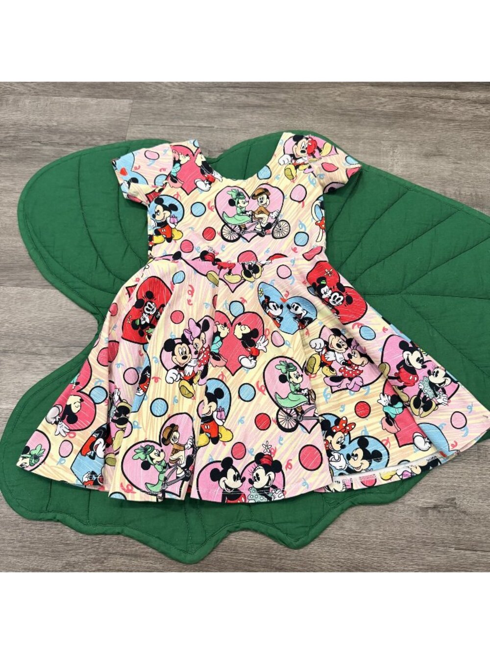 Raising Wilds Girls 5T Mickey Minnie Mouse Heart Short Sleeve Twirl Dress
